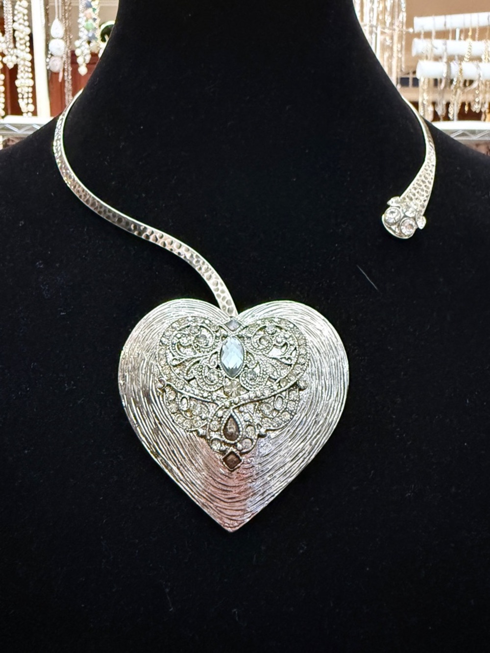 Silver Heart Statement Necklace - Elegant Women's Jewelry
